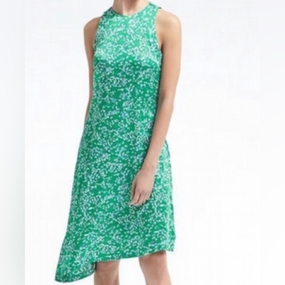 Banana Republic Sleeveless Dress Floral Green dress.